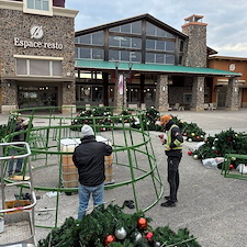 Installation-de-dcorations-de-Nol-professionelle-Mirabel-Qc 1